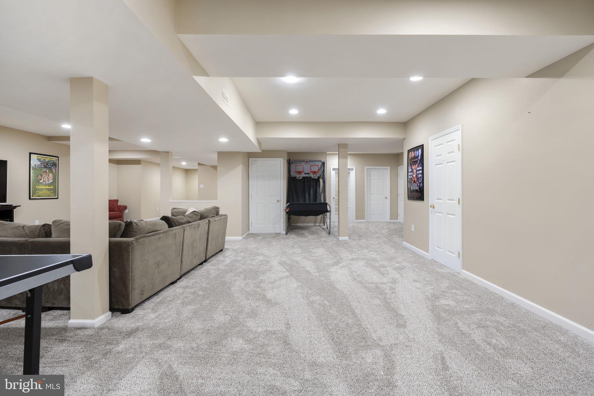 HORSHAM CHASE - Residential