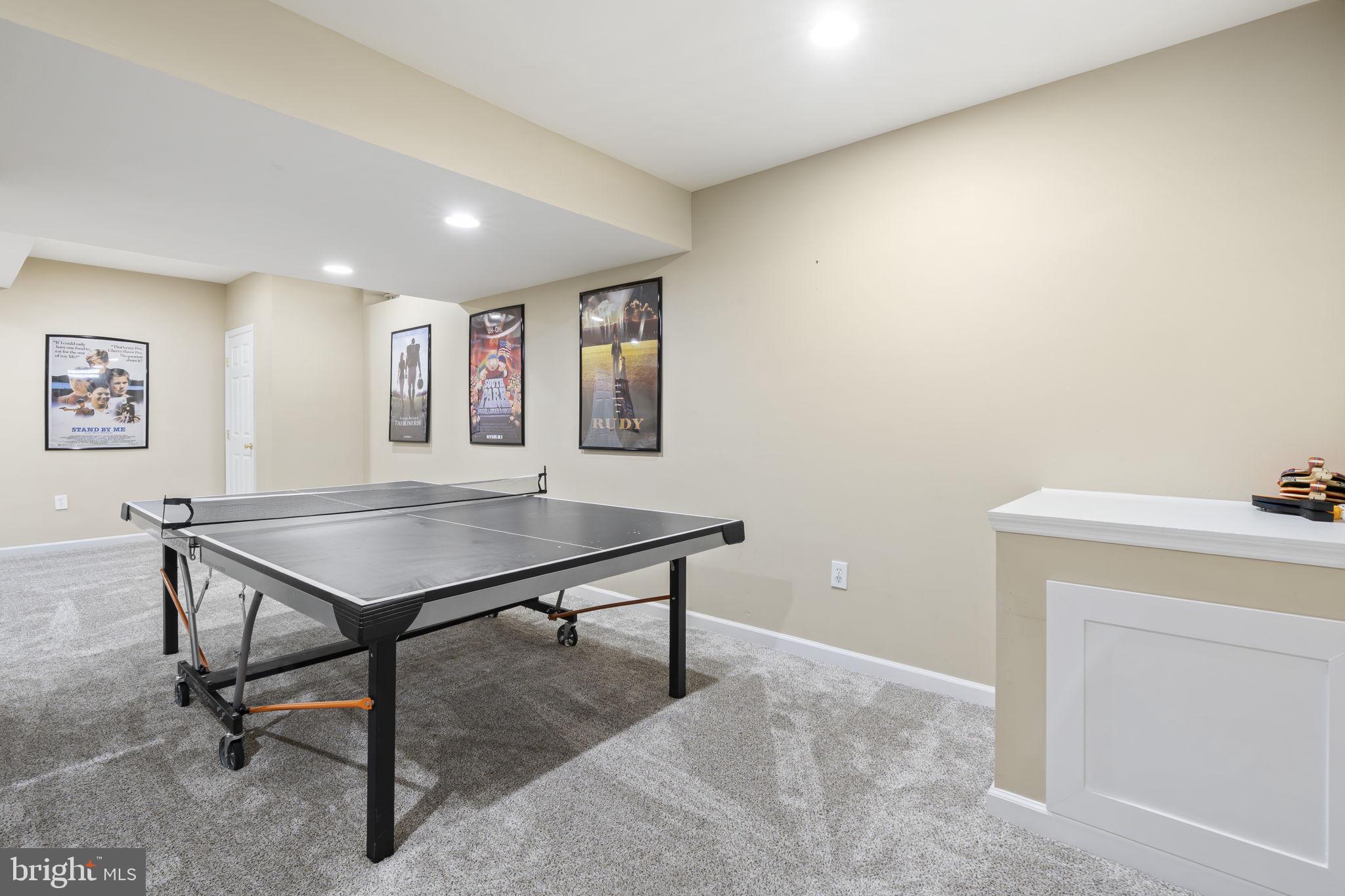 HORSHAM CHASE - Residential