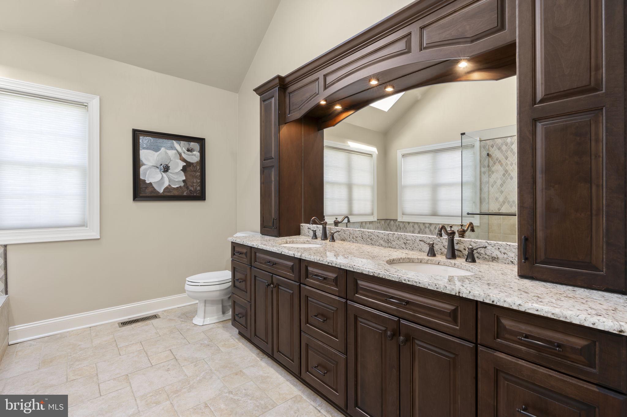 HORSHAM CHASE - Residential