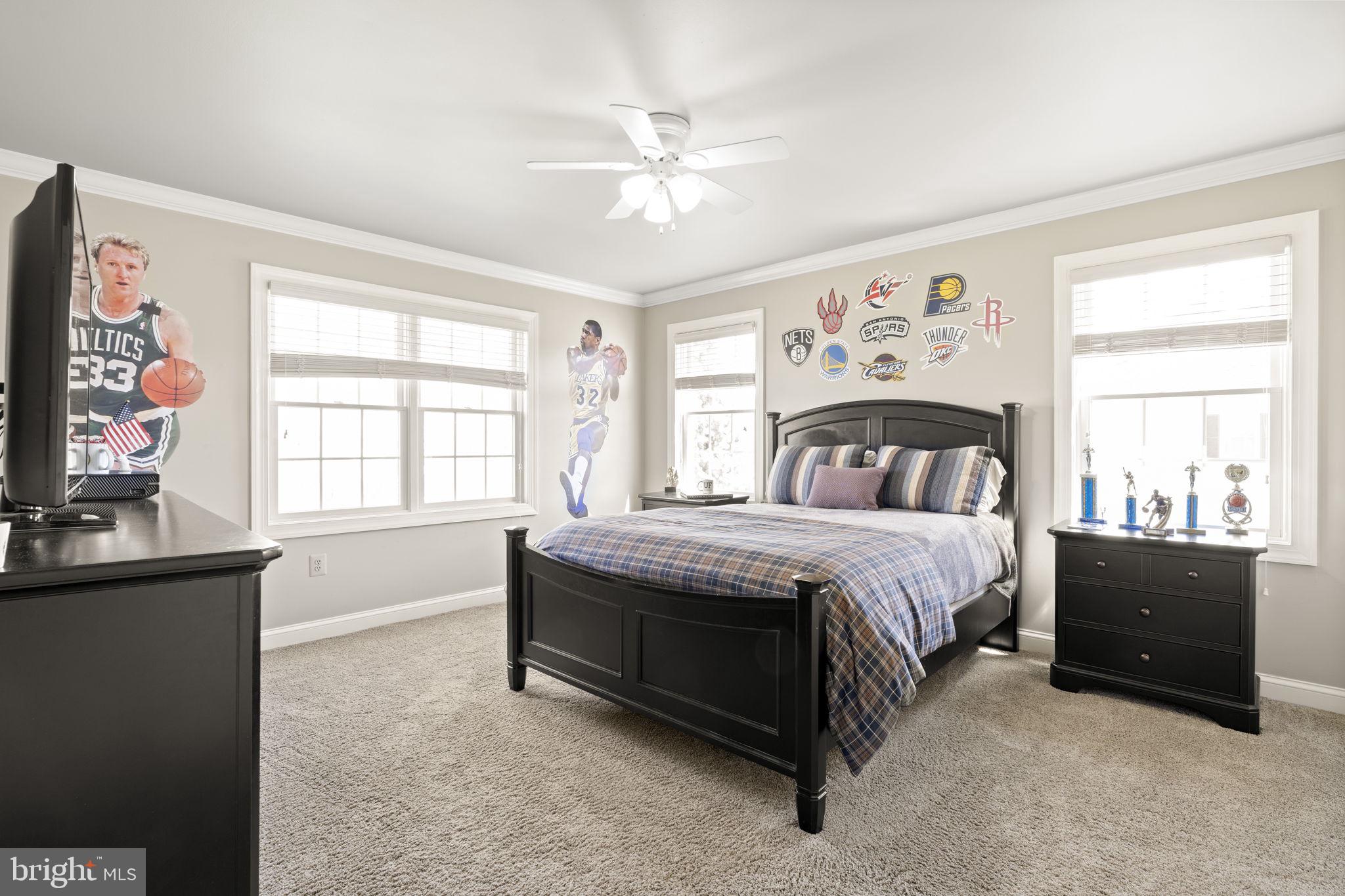 HORSHAM CHASE - Residential