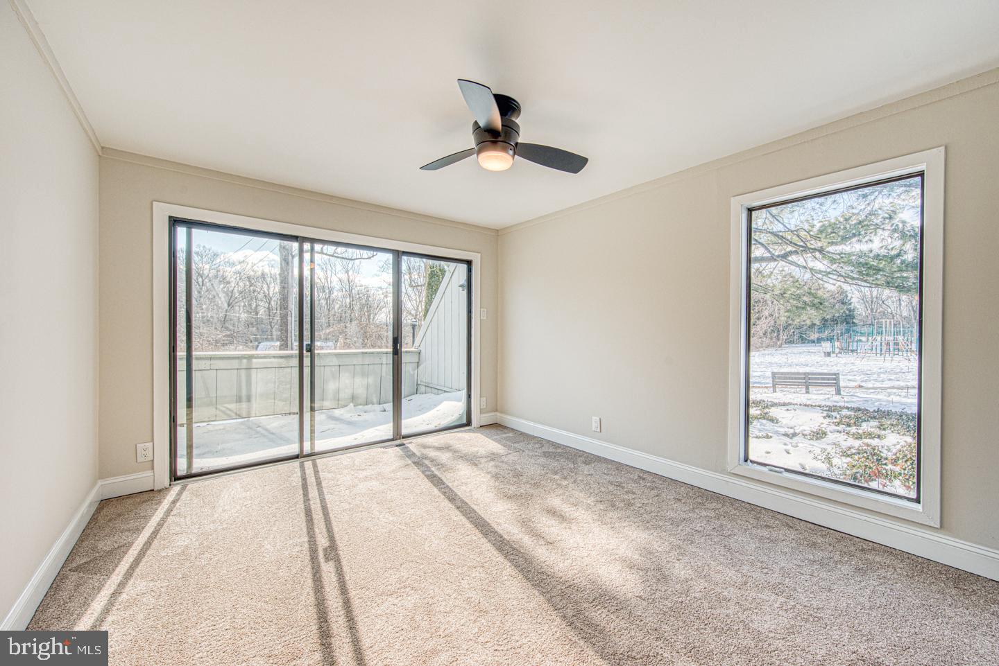 SUMMIT HOUSE - Residential