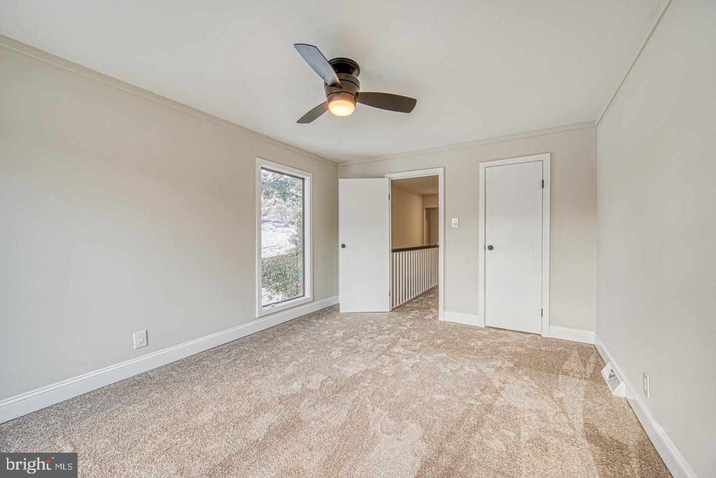 SUMMIT HOUSE - Residential