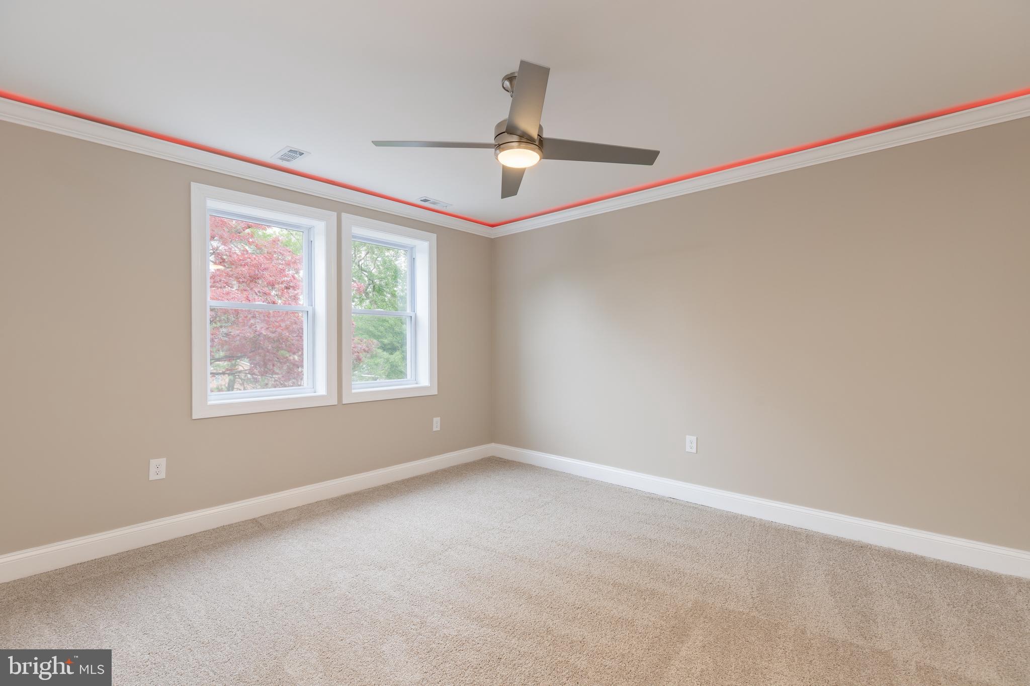 WINDSOR HILLS - Residential