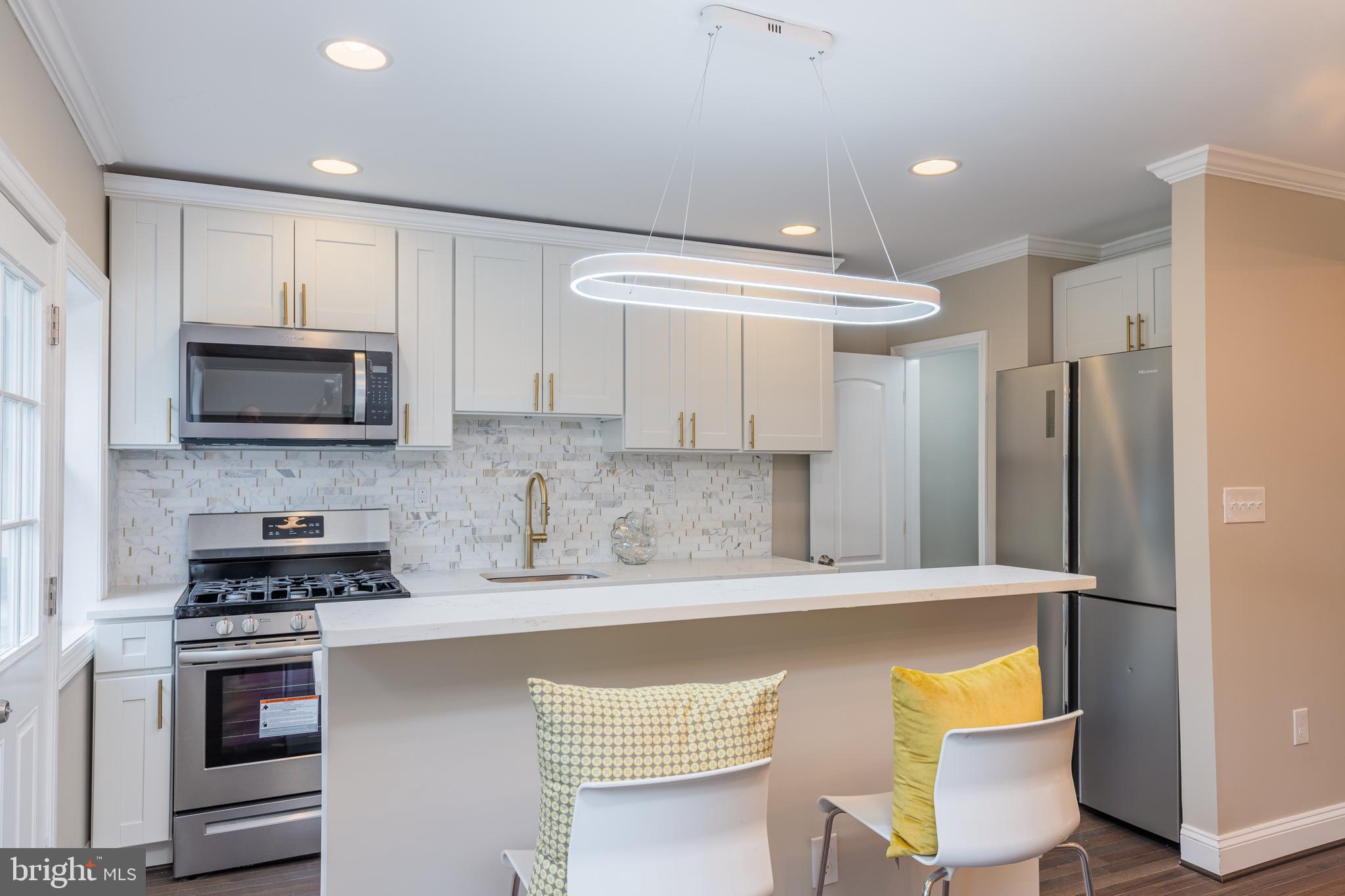 WINDSOR HILLS - Residential