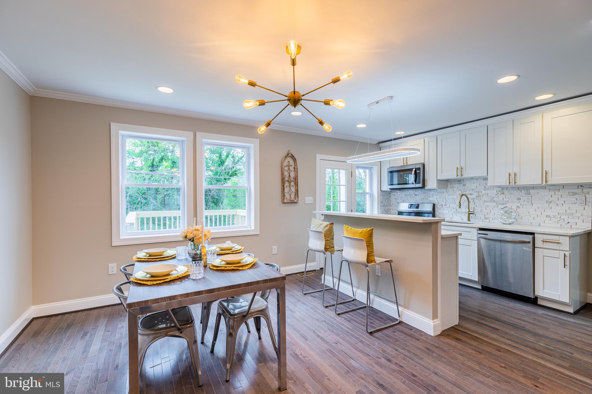 WINDSOR HILLS - Residential