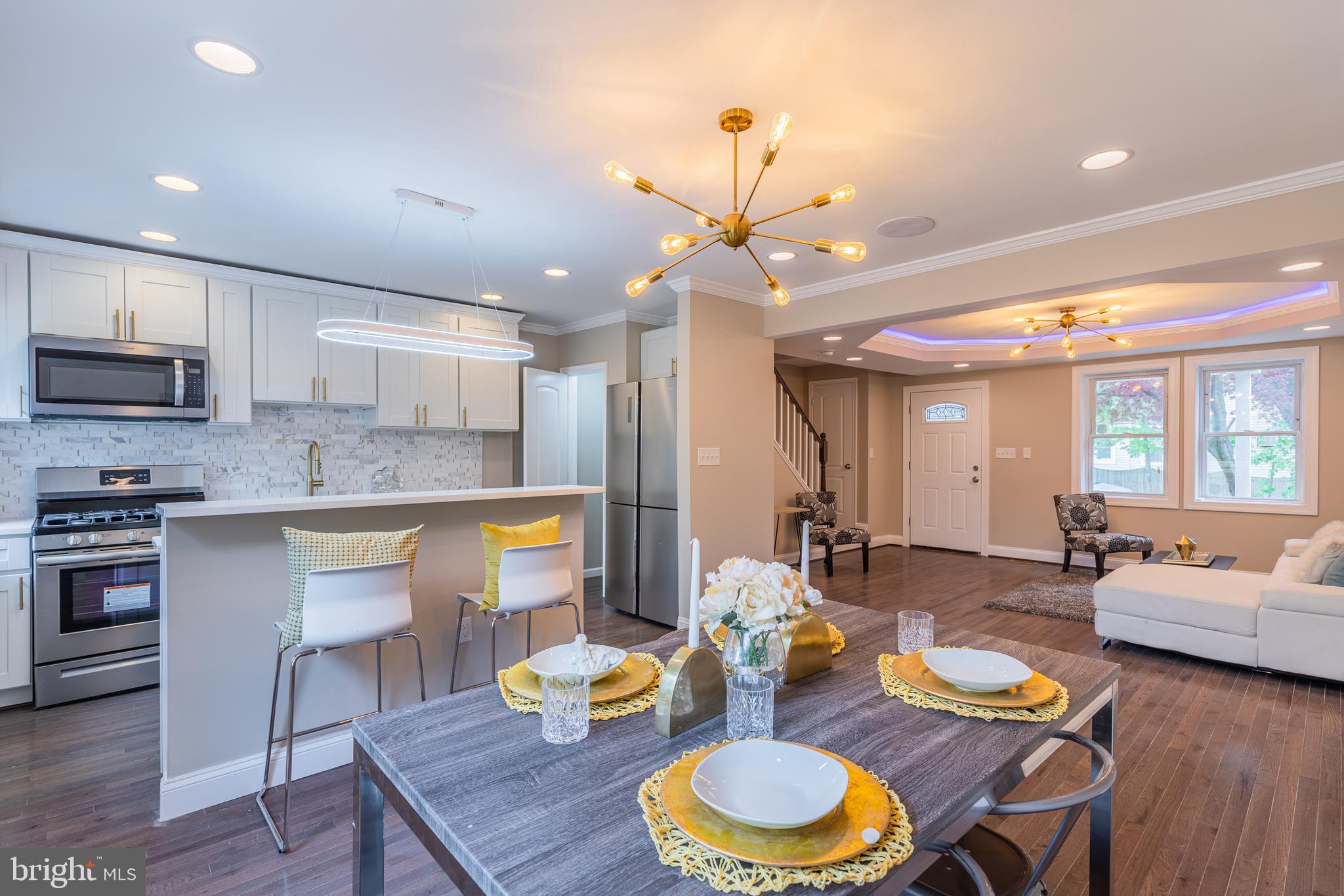 WINDSOR HILLS - Residential