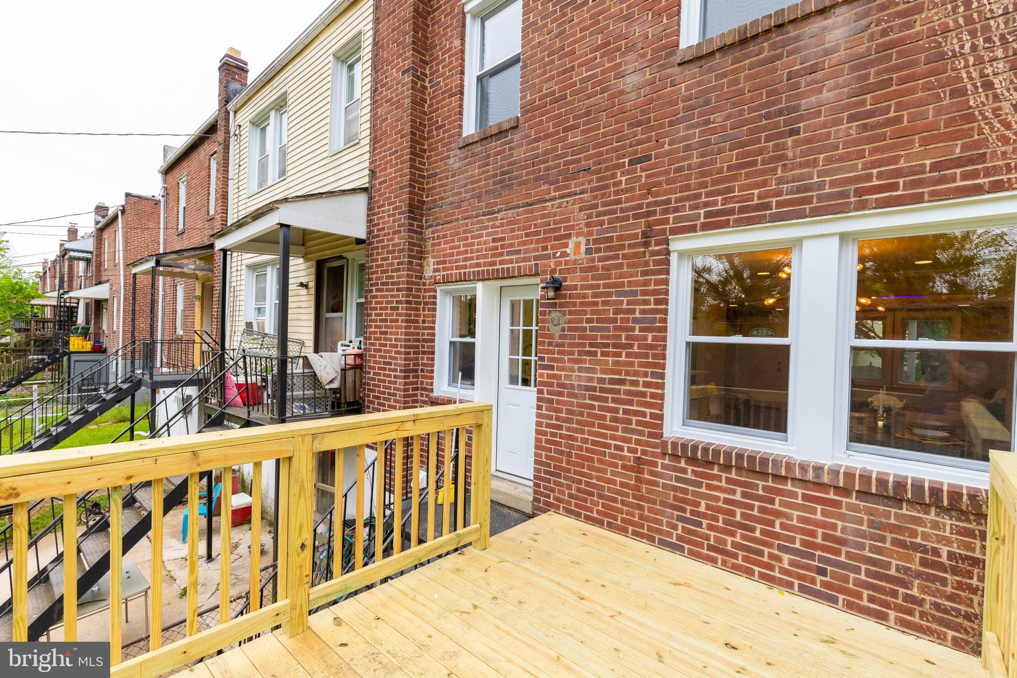 WINDSOR HILLS - Residential