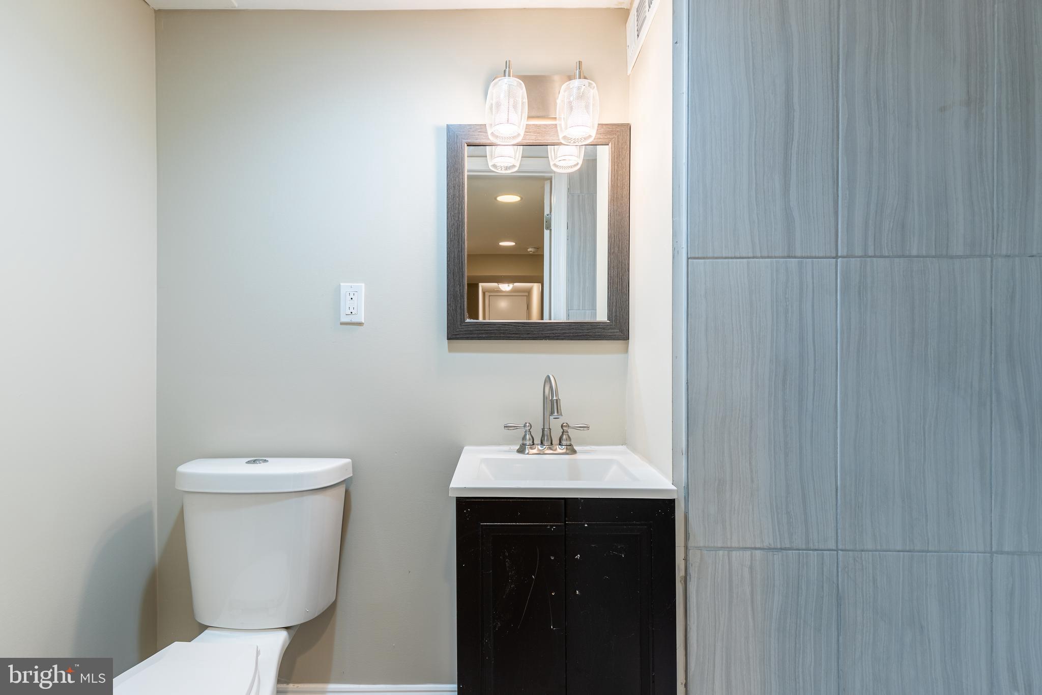 WINDSOR HILLS - Residential