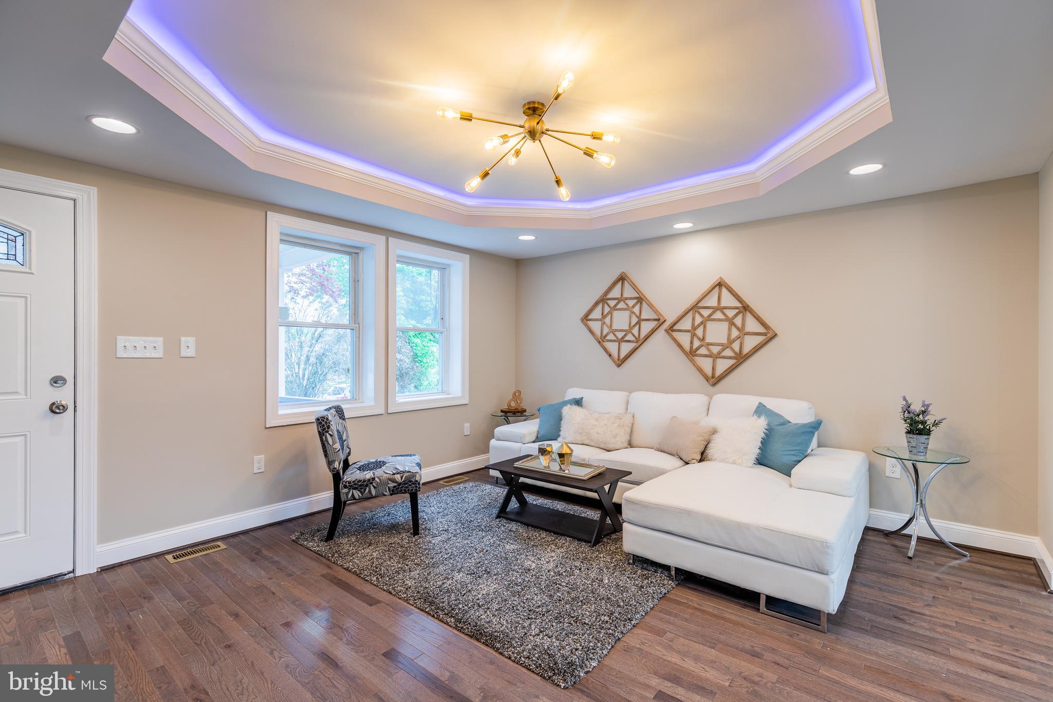 WINDSOR HILLS - Residential