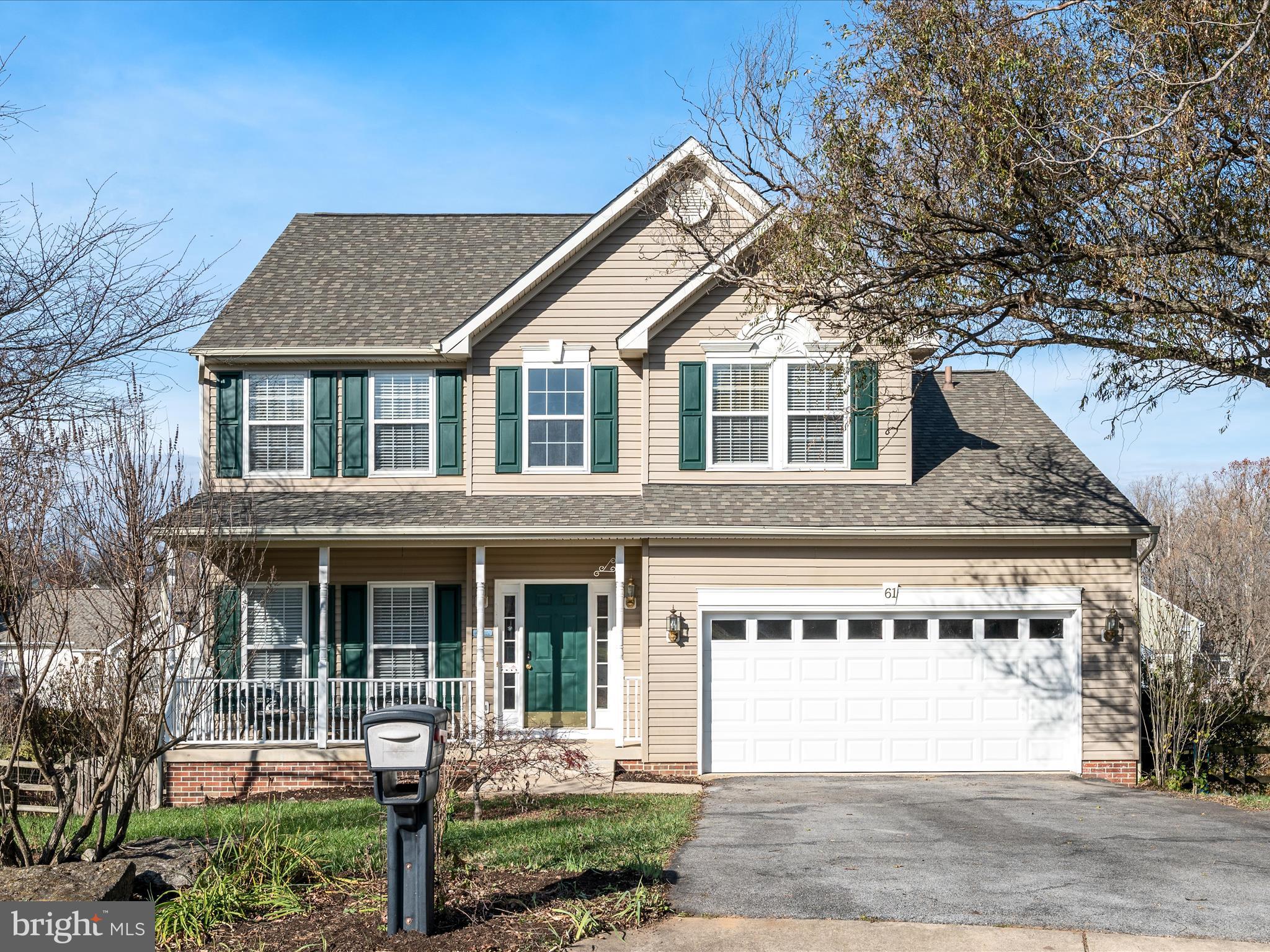 LOCUST HILL - Residential