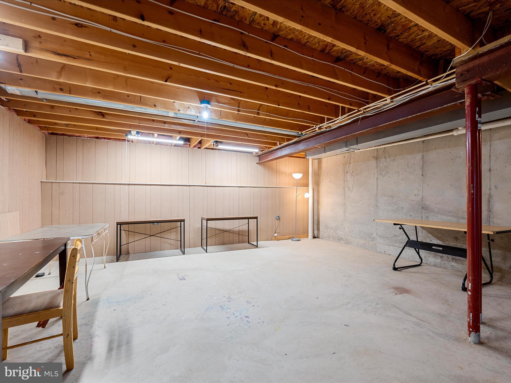 LOCUST HILL - Residential