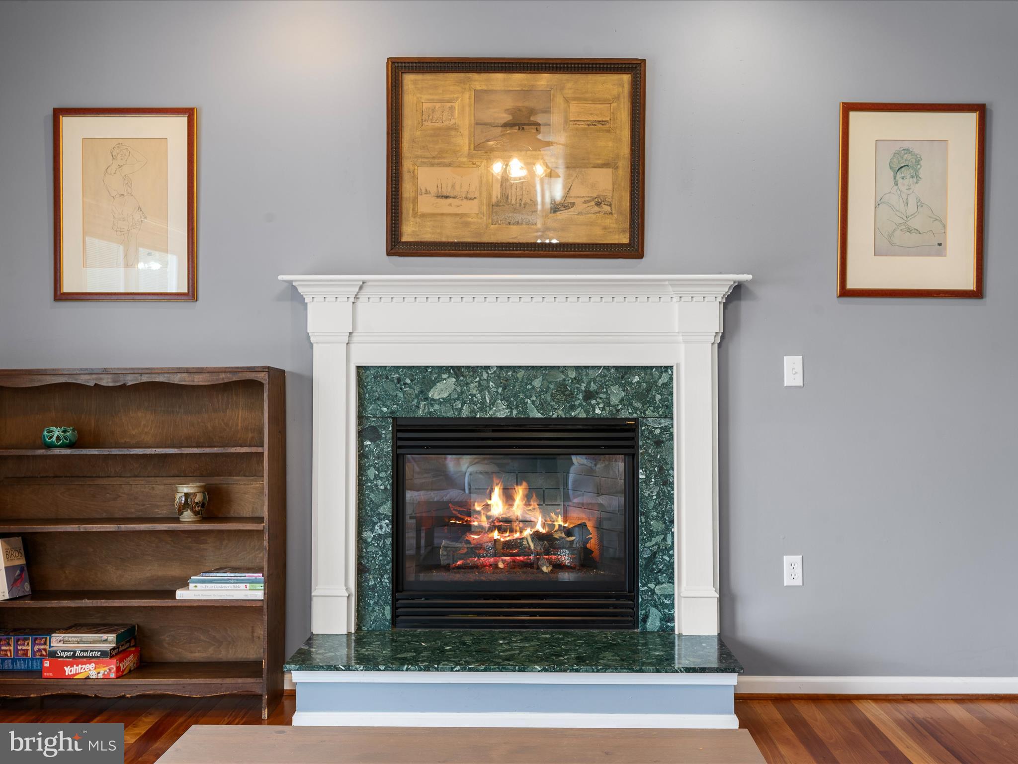 LOCUST HILL - Residential