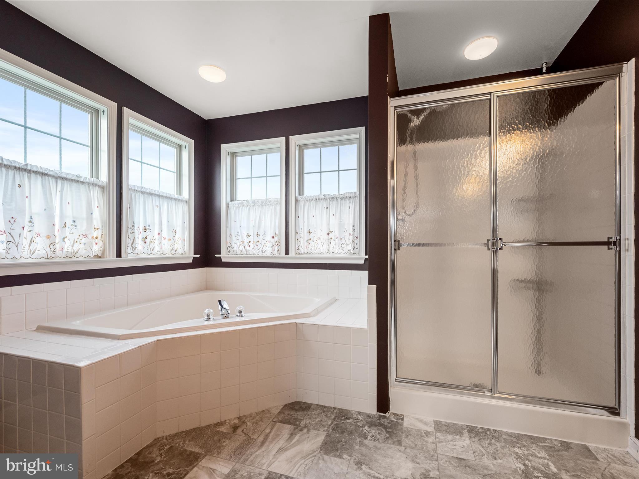 LOCUST HILL - Residential