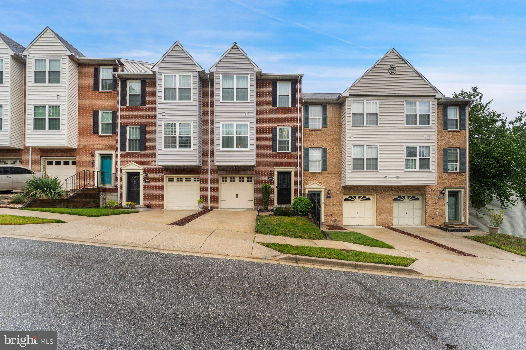 6031 GLEN ROCK