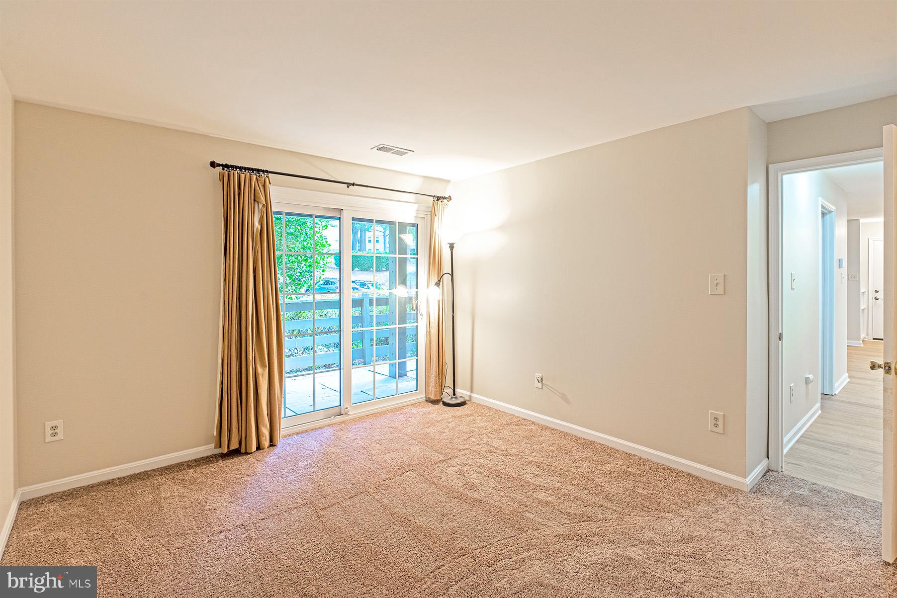 BRISTOL HOUSE - Residential Lease