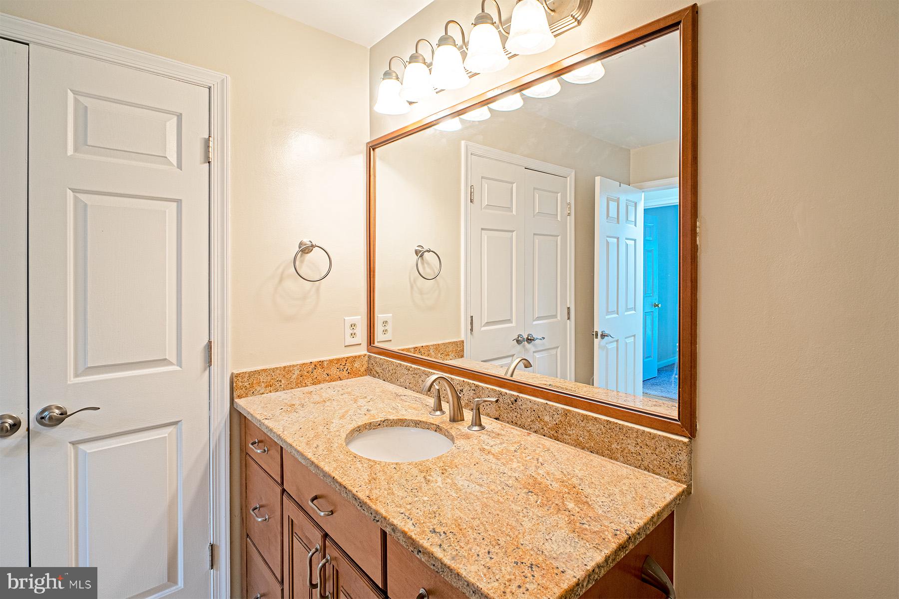 BRISTOL HOUSE - Residential Lease