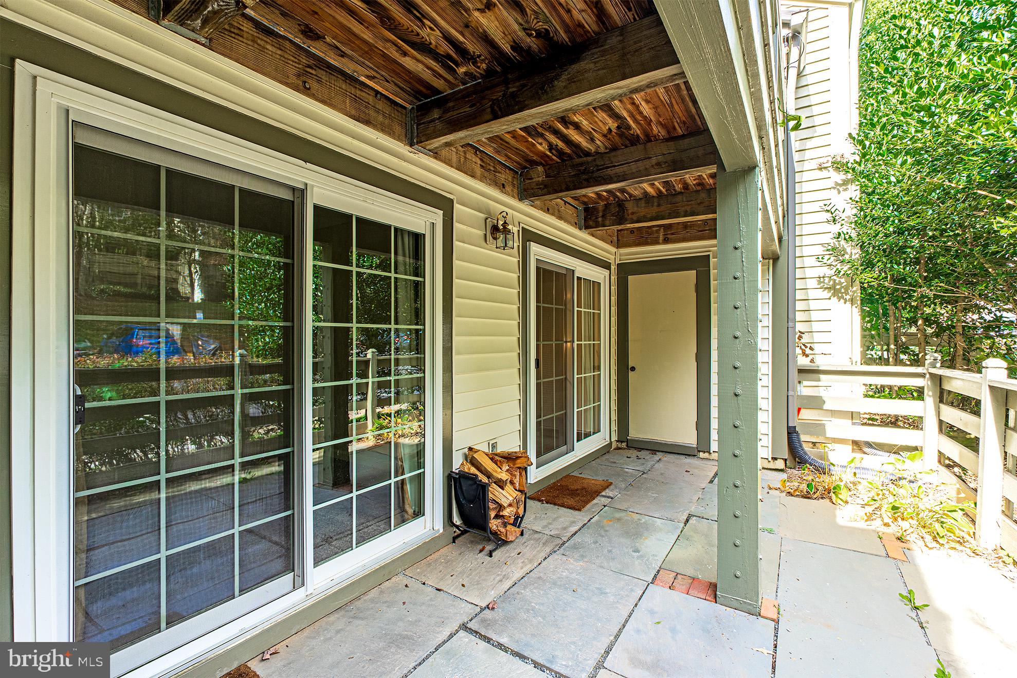 BRISTOL HOUSE - Residential Lease