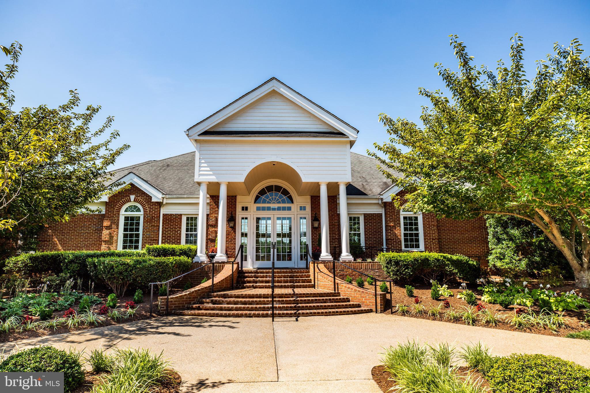 FAWN LAKE - Residential