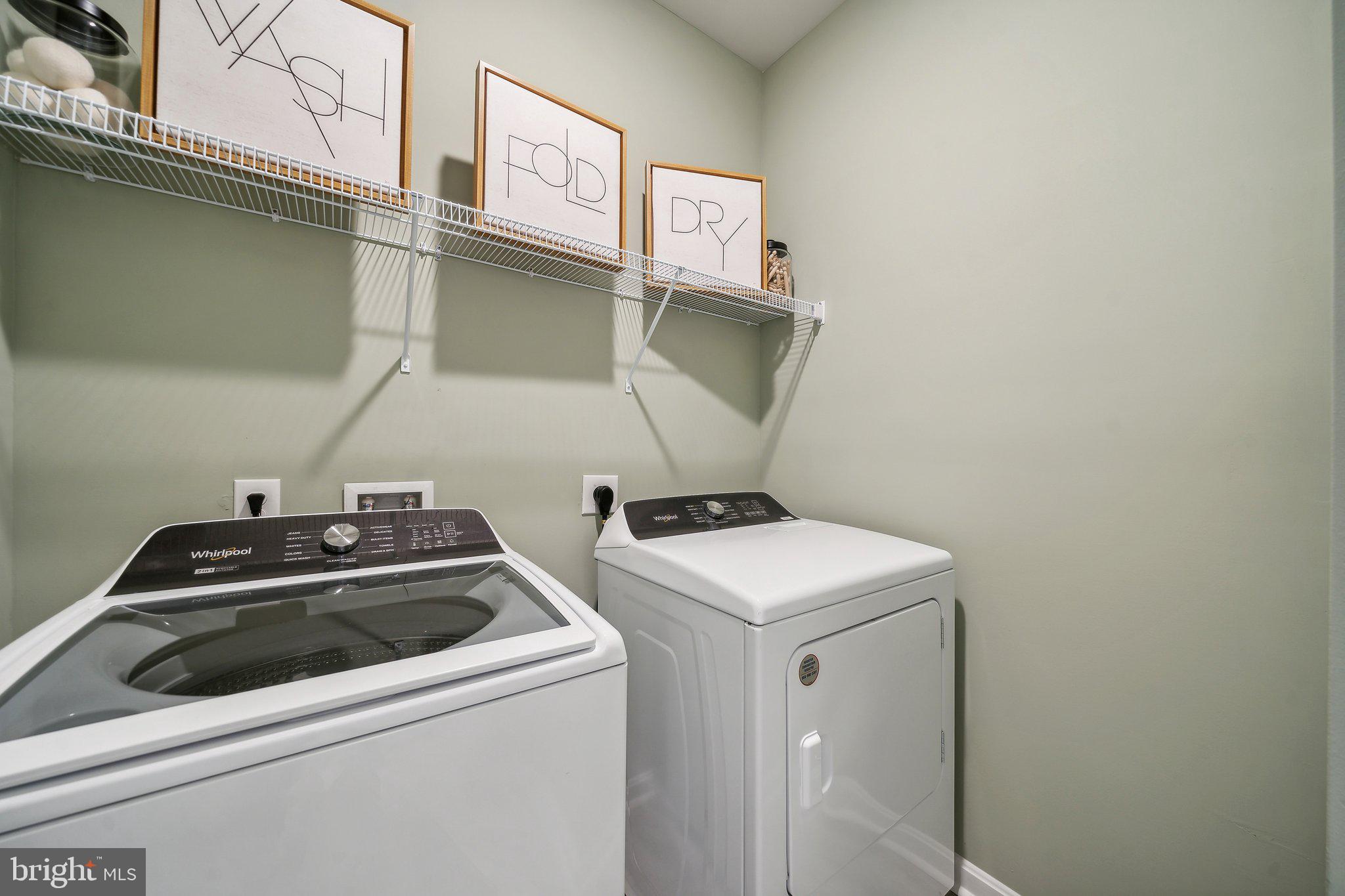 WILLOW LAKE - Residential