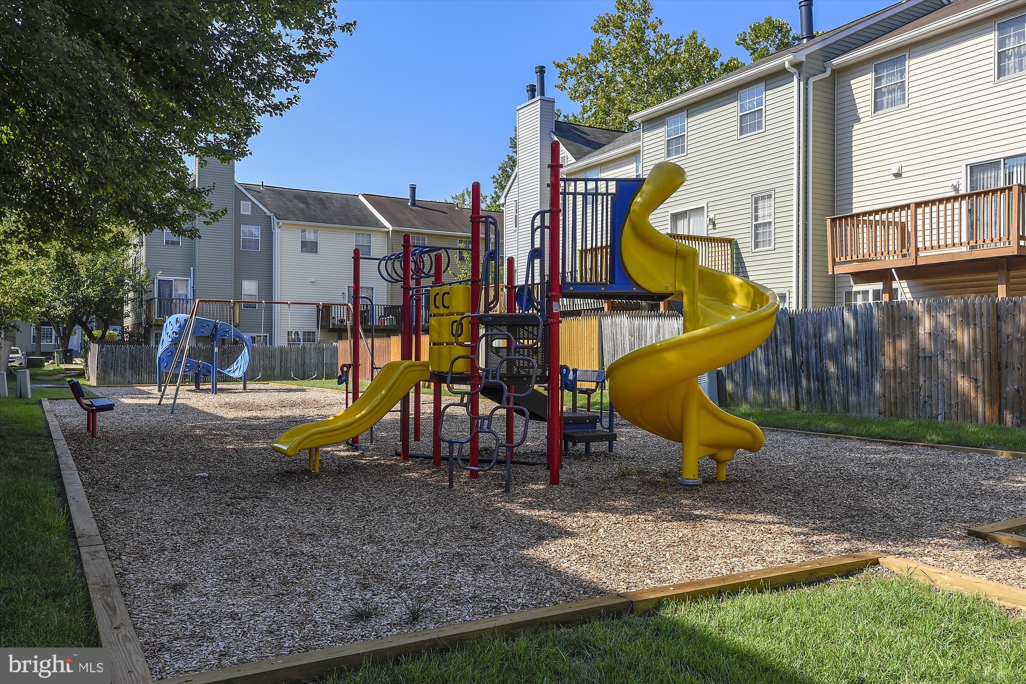 ARBORY CONDO PHASE SIX-R - Residential Lease