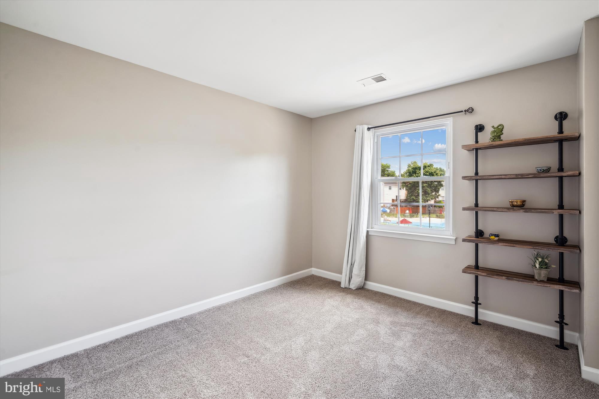 ARBORY CONDO PHASE SIX-R - Residential Lease