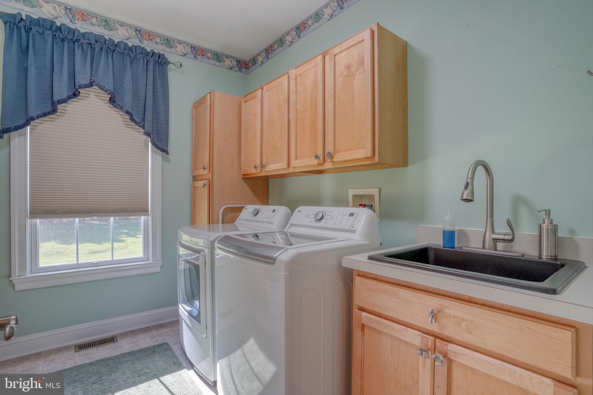 ROCKLAND HILLS - Residential