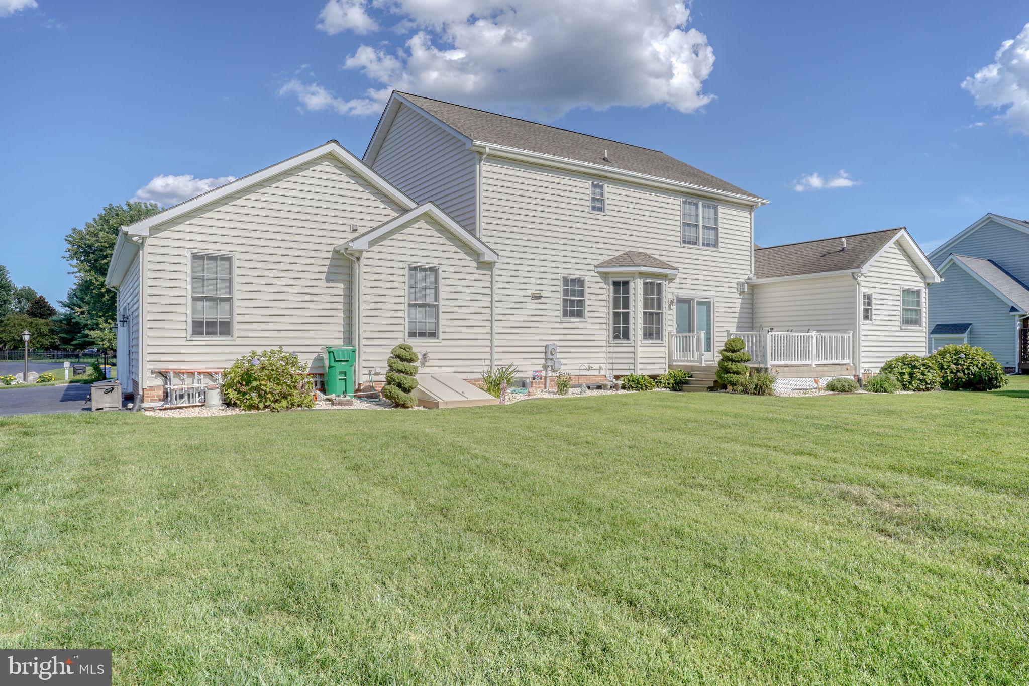 ROCKLAND HILLS - Residential