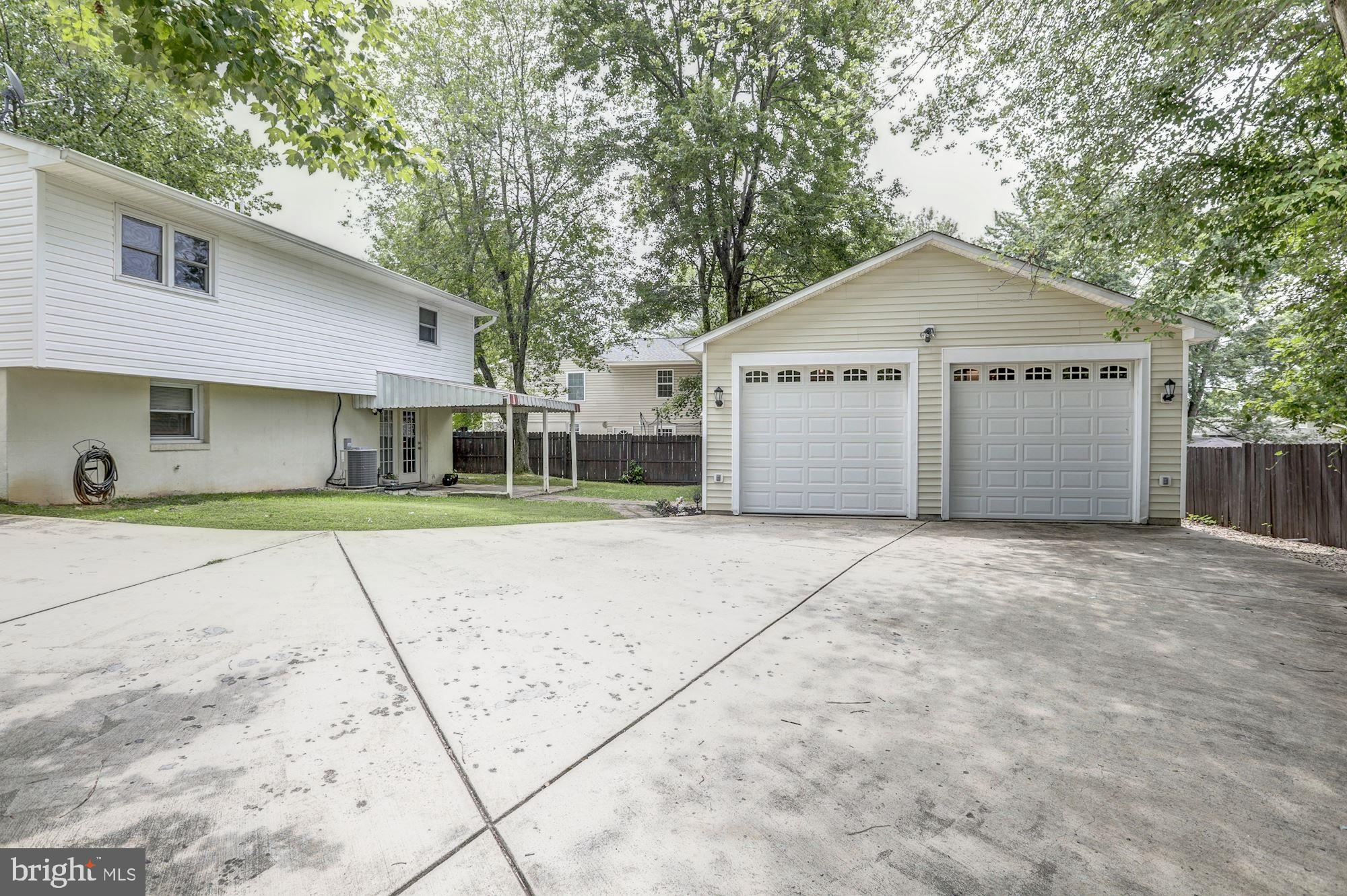 DALE CITY - Residential