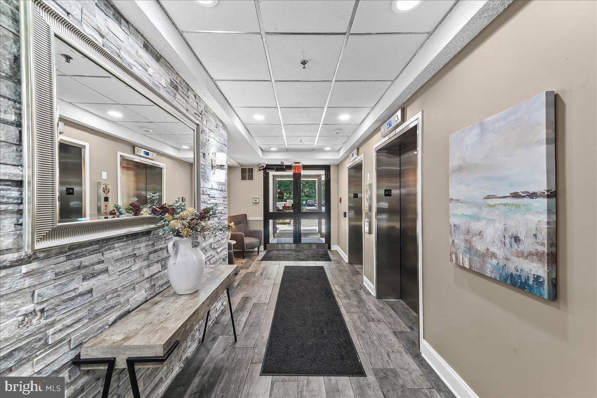 800 AVONDALE ROAD 7A