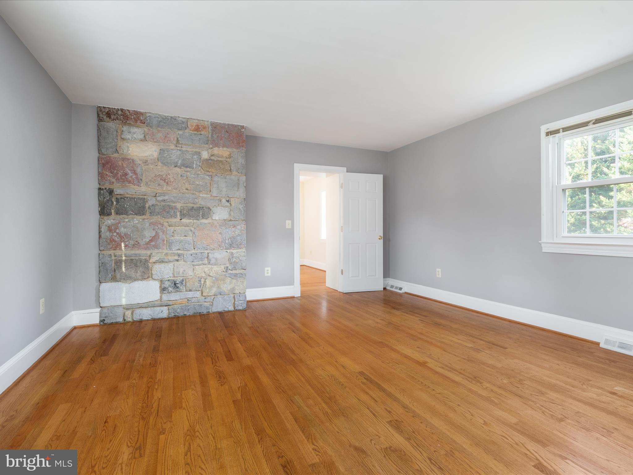 RIDGEVIEW - Residential Lease