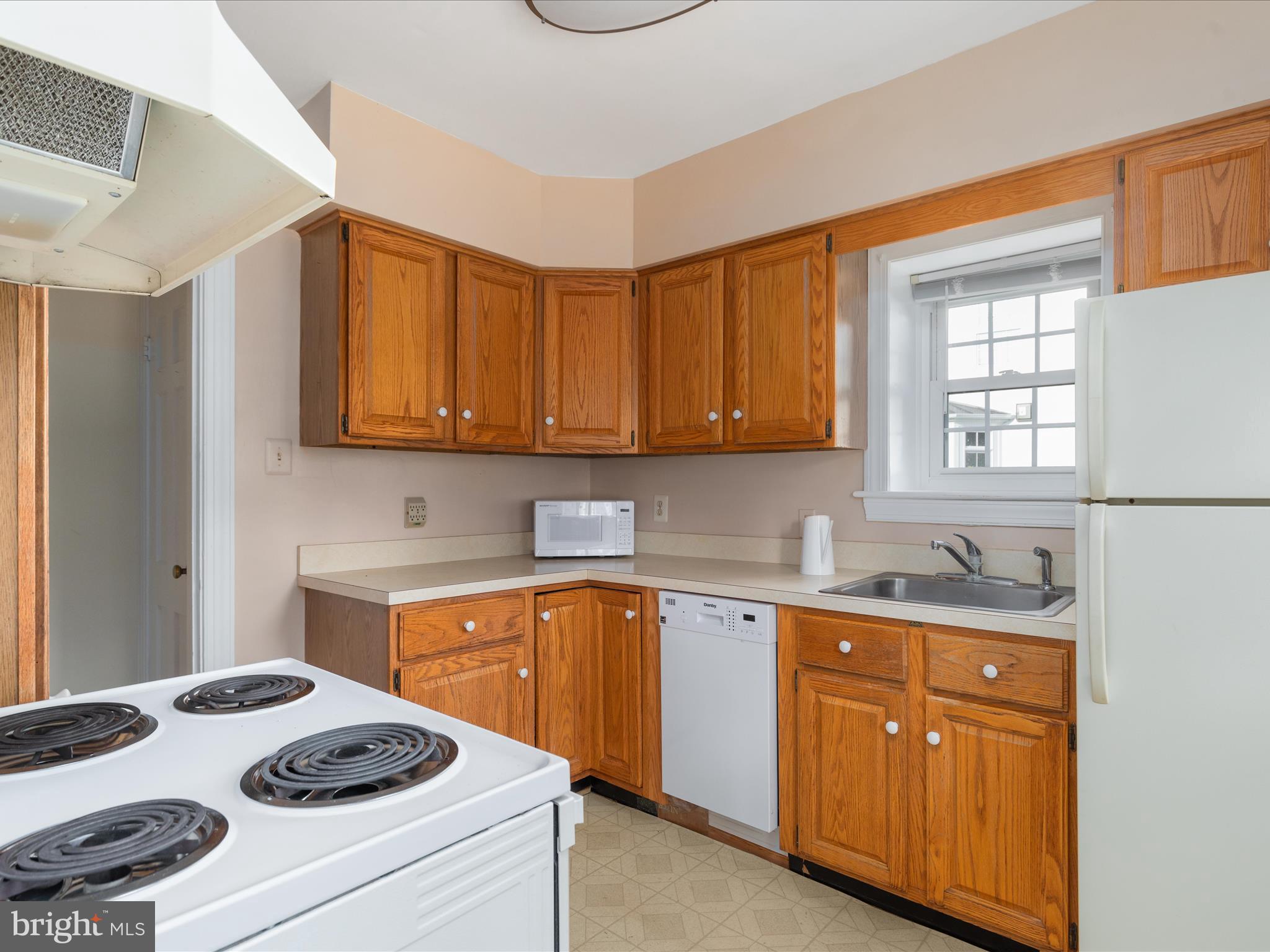 RIDGEVIEW - Residential Lease