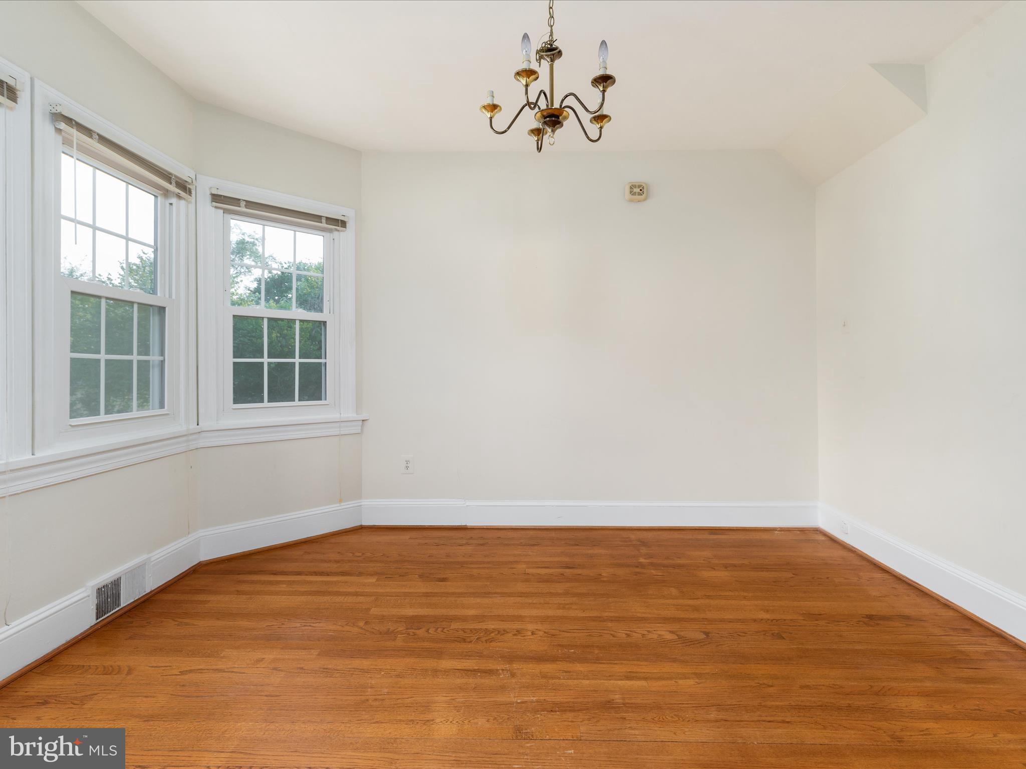 RIDGEVIEW - Residential Lease