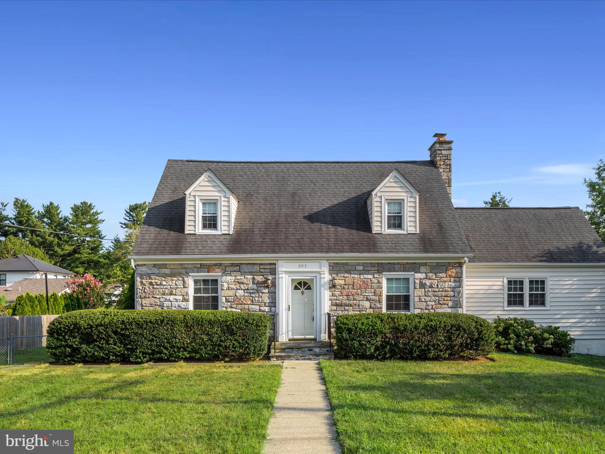 RIDGEVIEW - Residential Lease