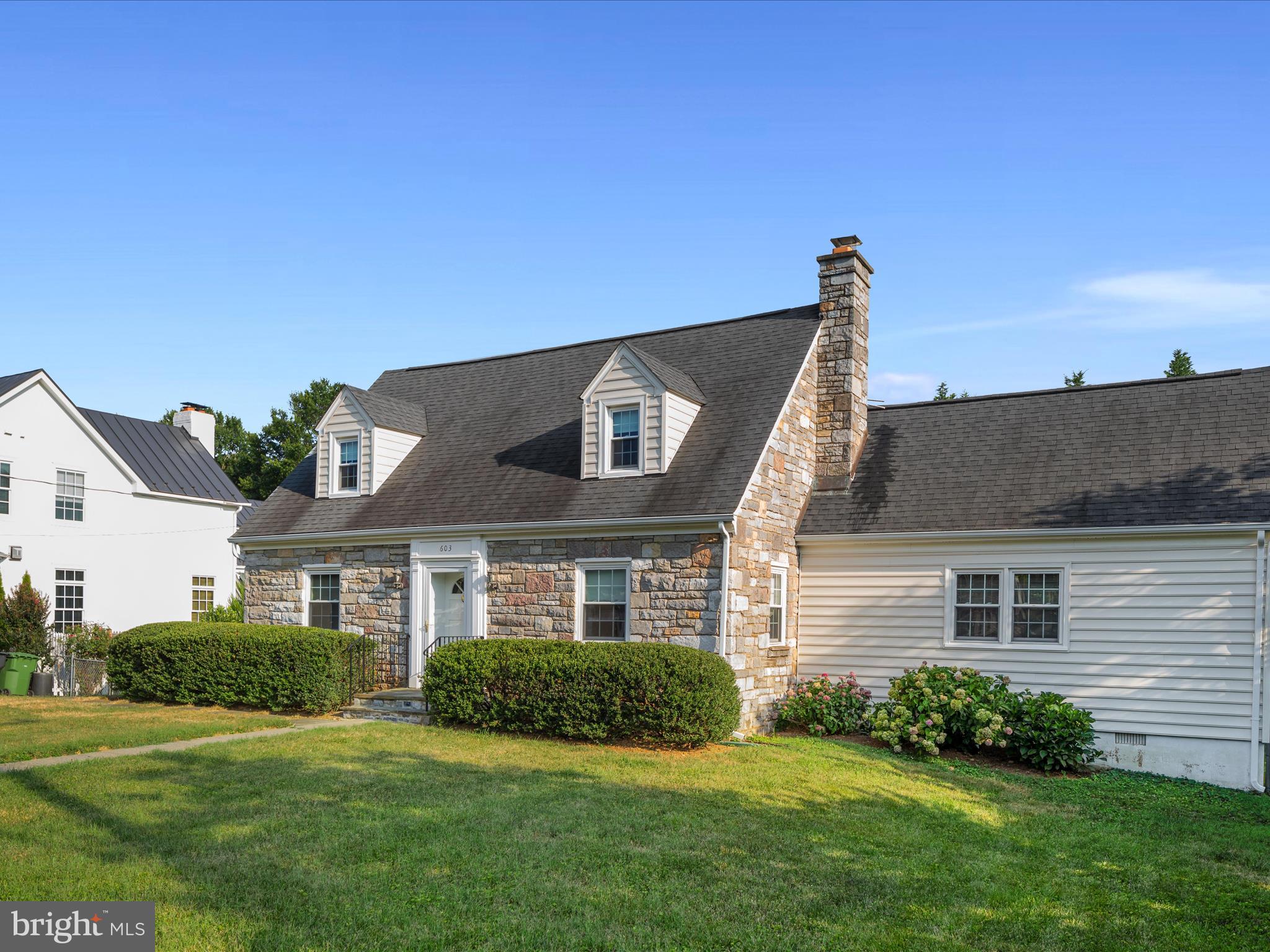 RIDGEVIEW - Residential Lease