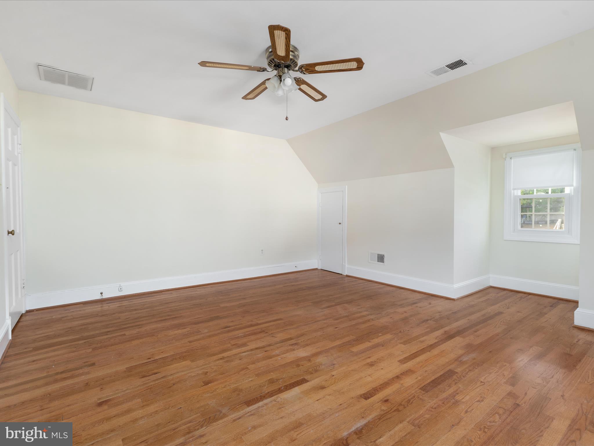 RIDGEVIEW - Residential Lease