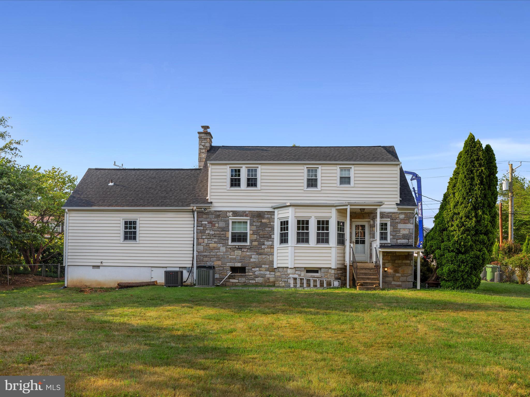 RIDGEVIEW - Residential Lease