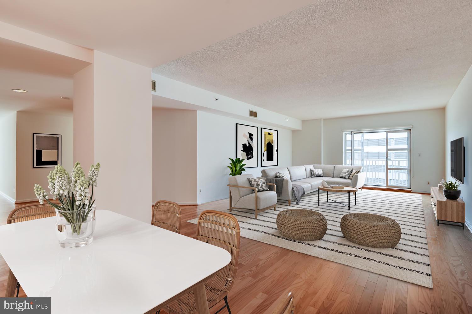 HARBOR EAST - Residential