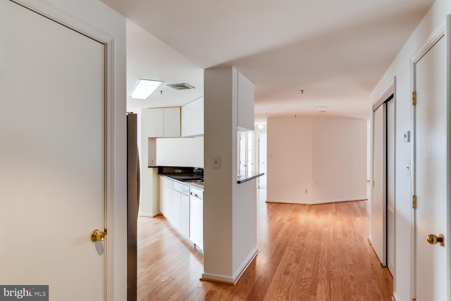 HARBOR EAST - Residential