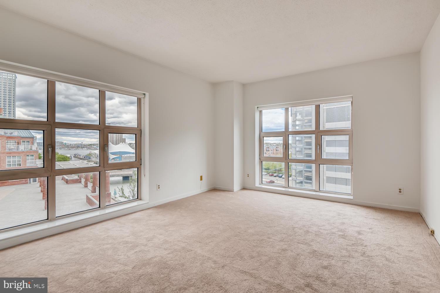 HARBOR EAST - Residential