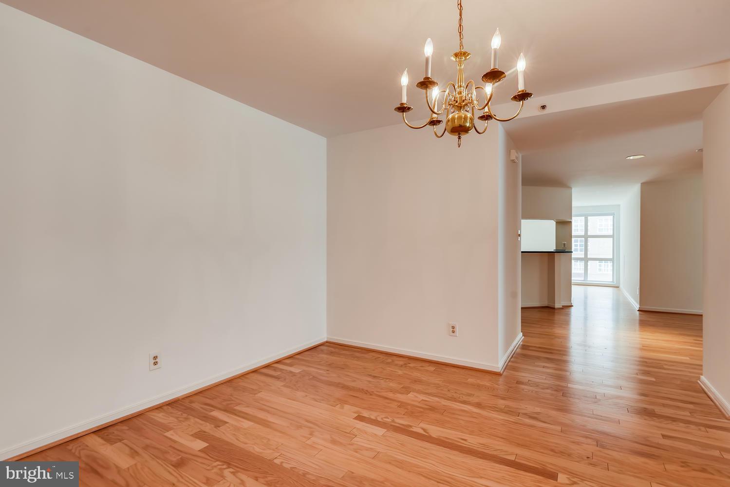 HARBOR EAST - Residential