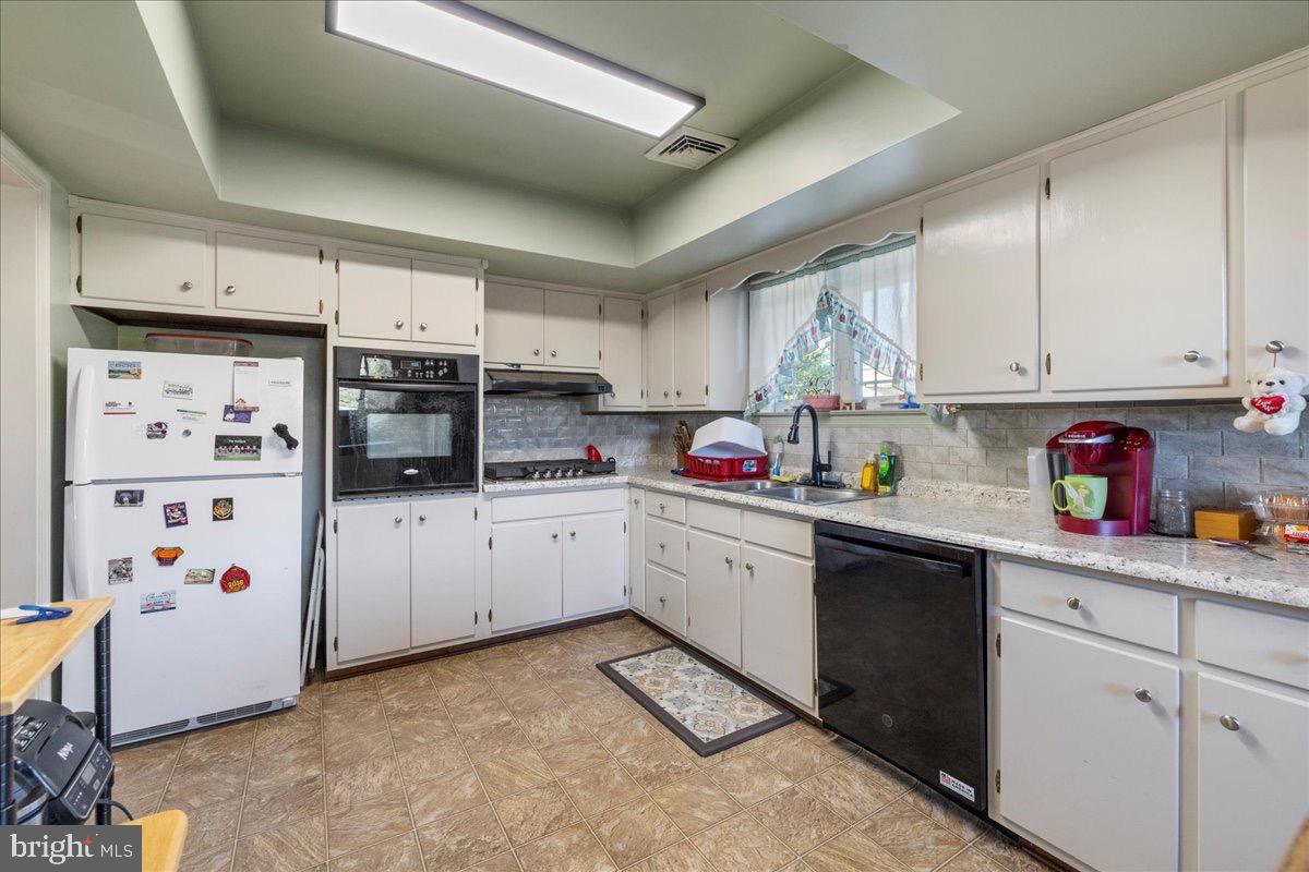 HOMESTEAD FARMS - Residential