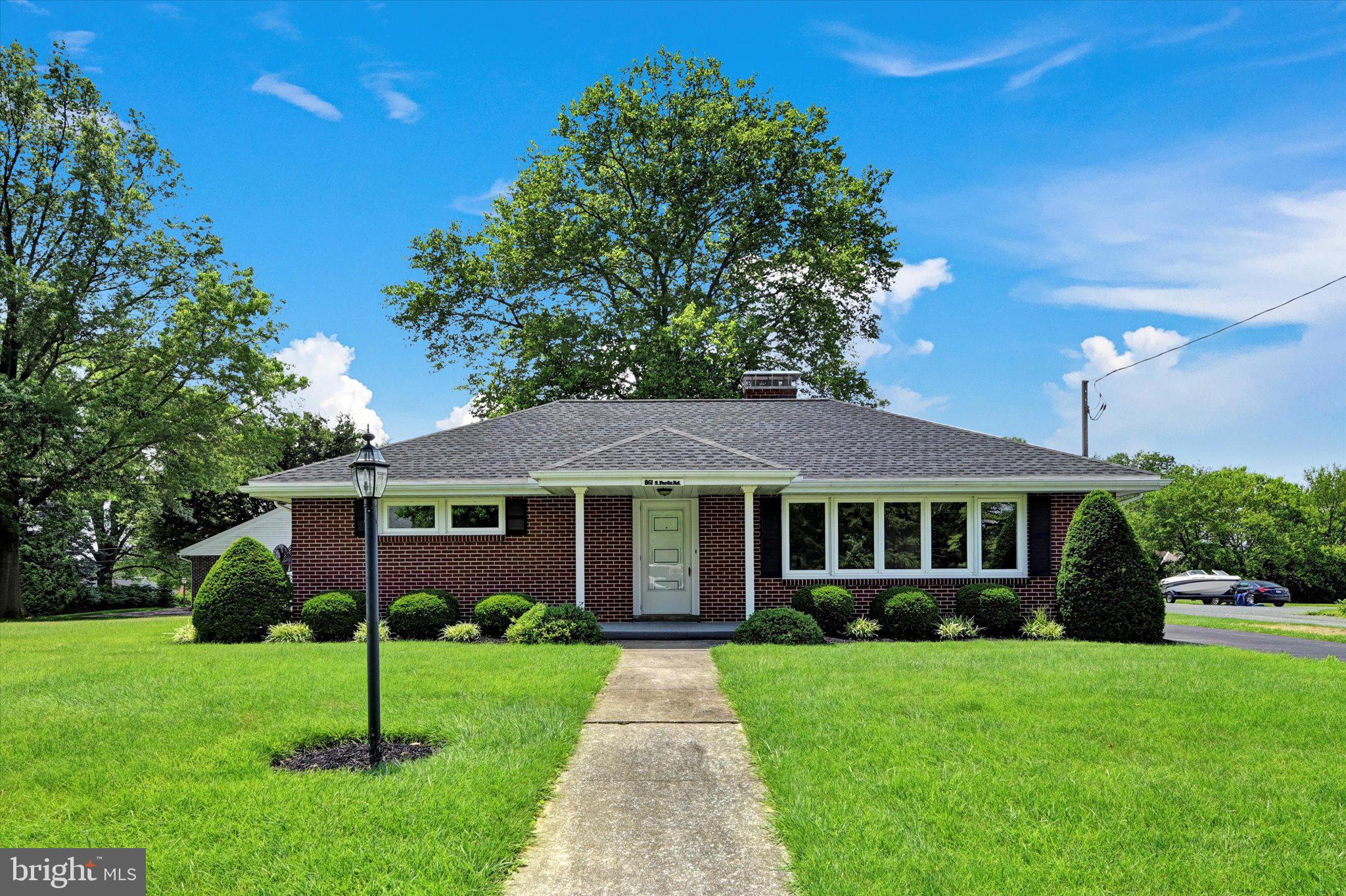 861 S FORGE ROAD