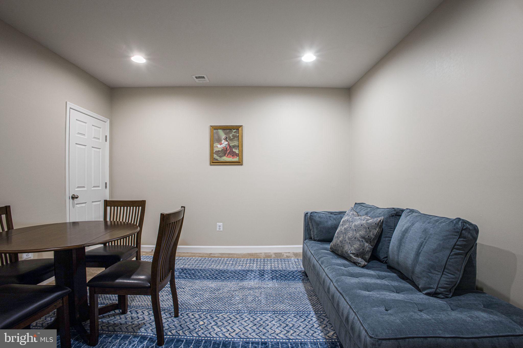 THE VINEYARDS - Residential