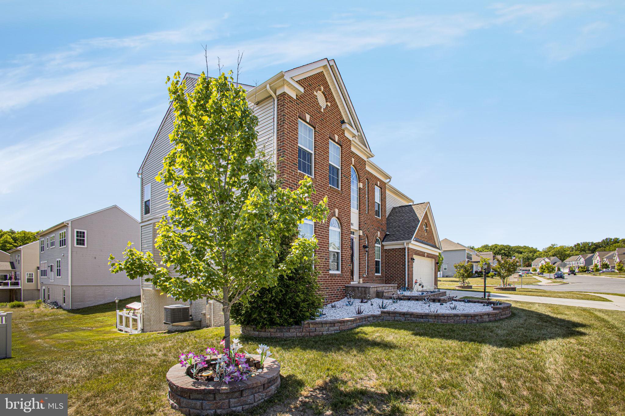 THE VINEYARDS - Residential