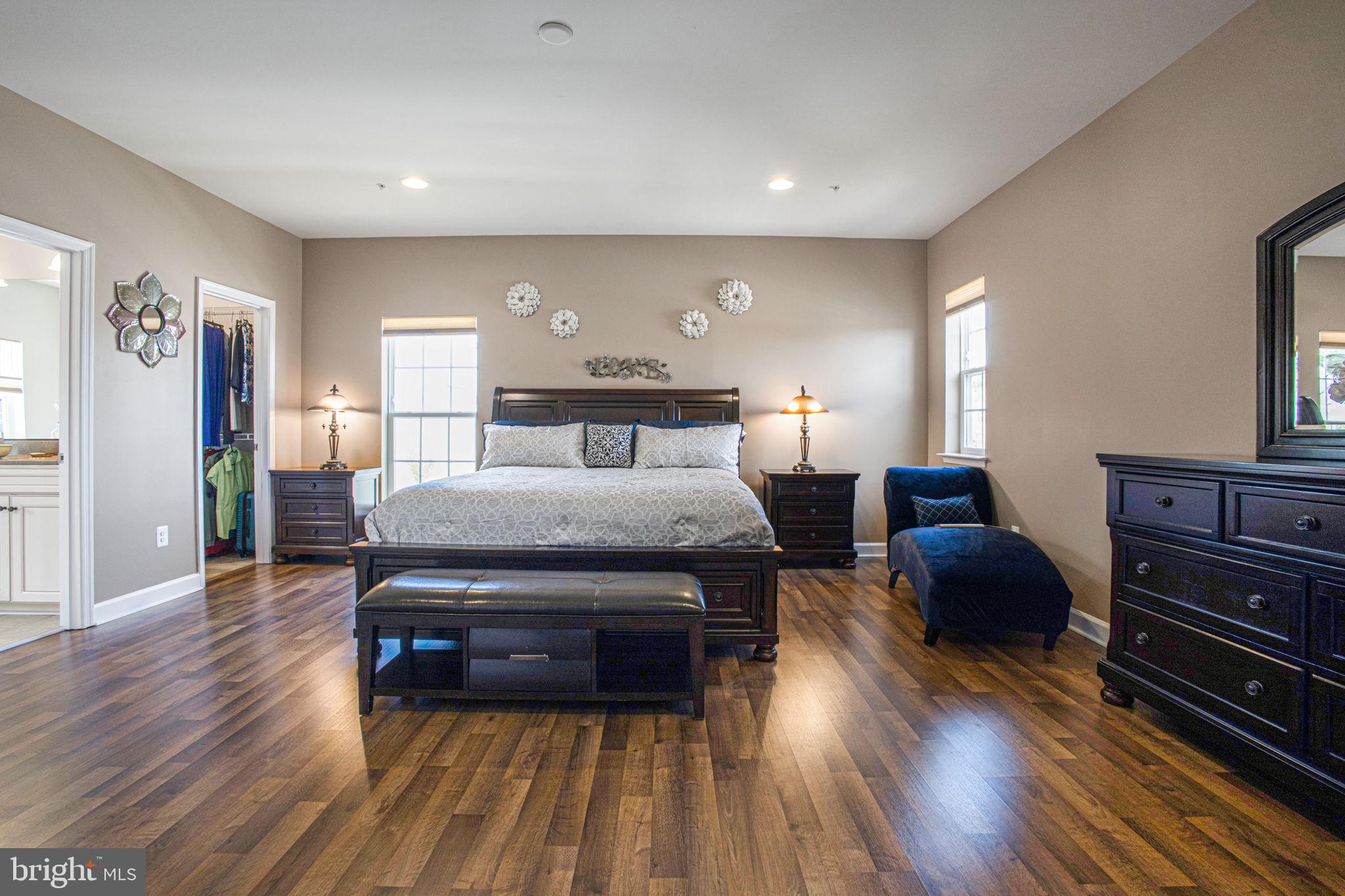 THE VINEYARDS - Residential