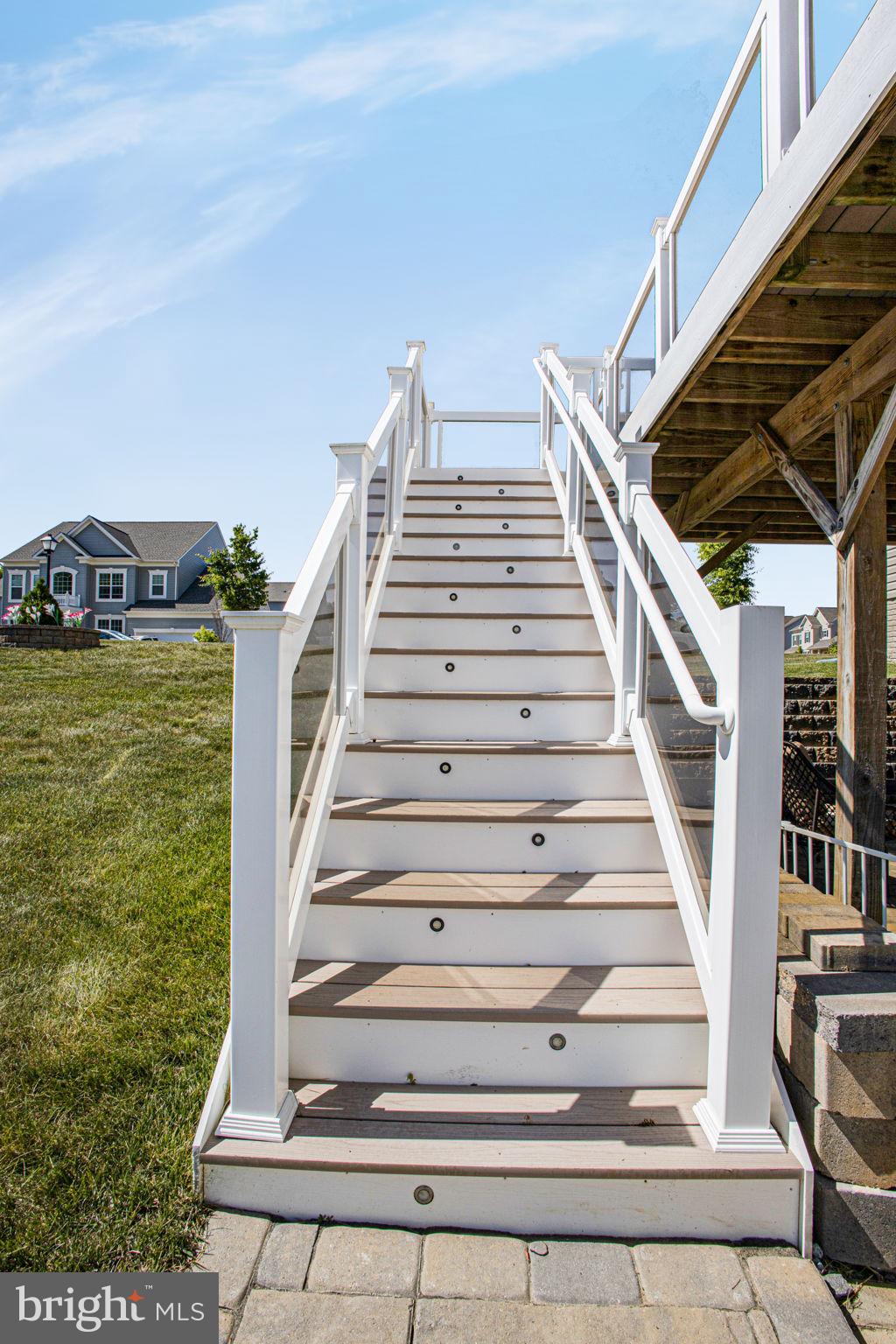 THE VINEYARDS - Residential