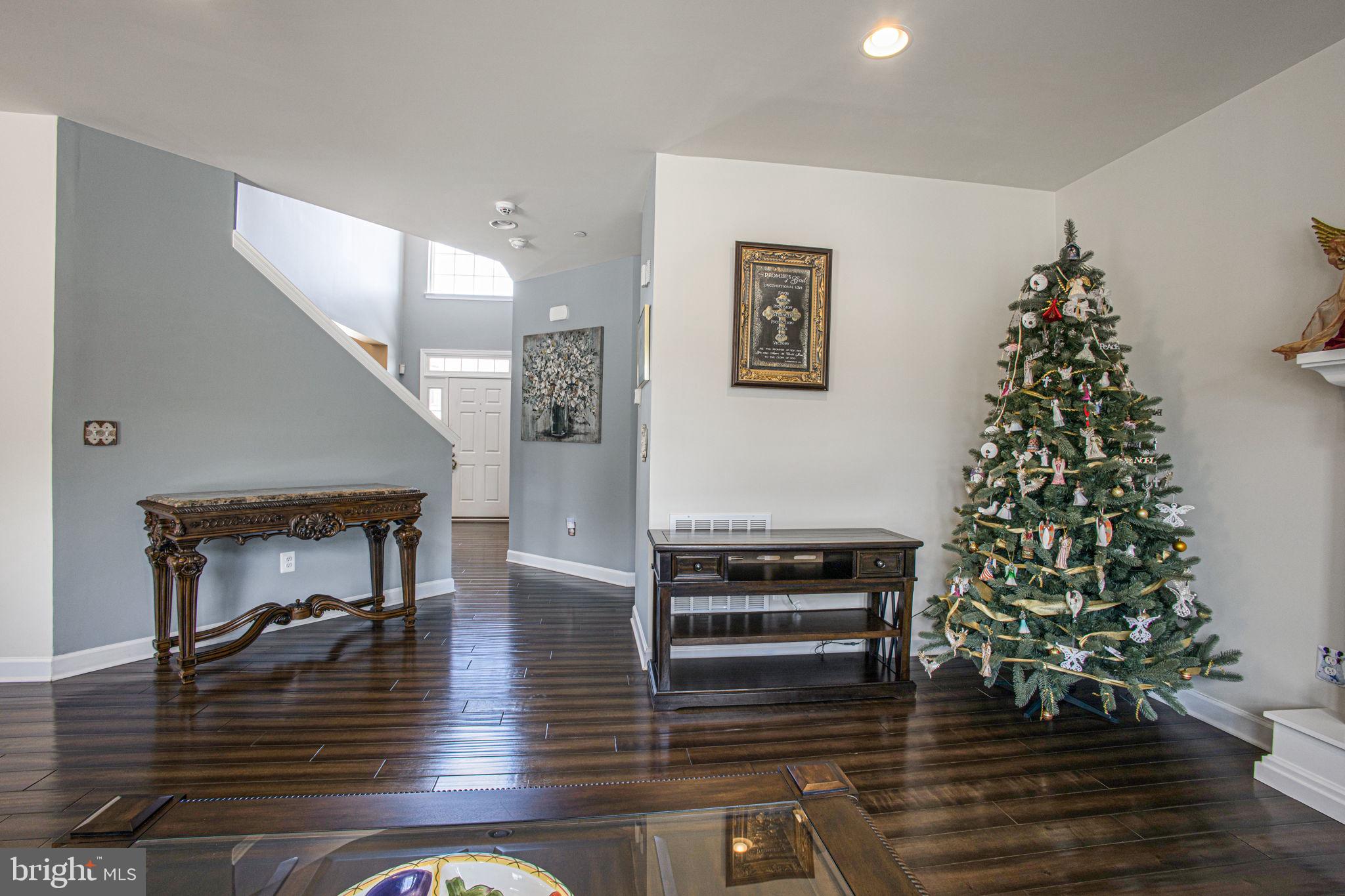 THE VINEYARDS - Residential