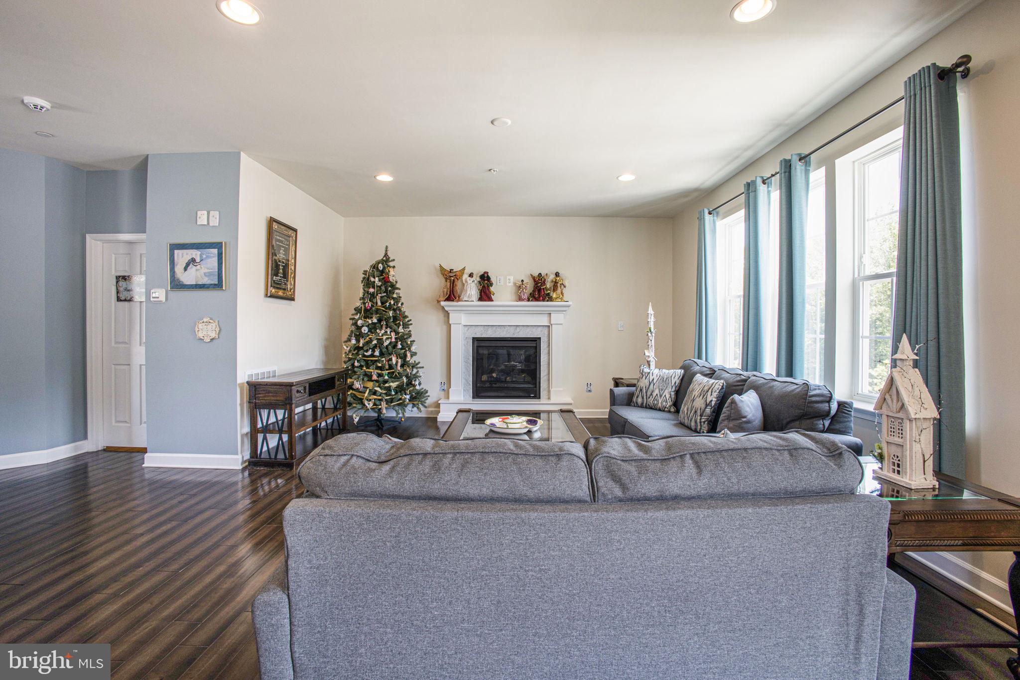 THE VINEYARDS - Residential