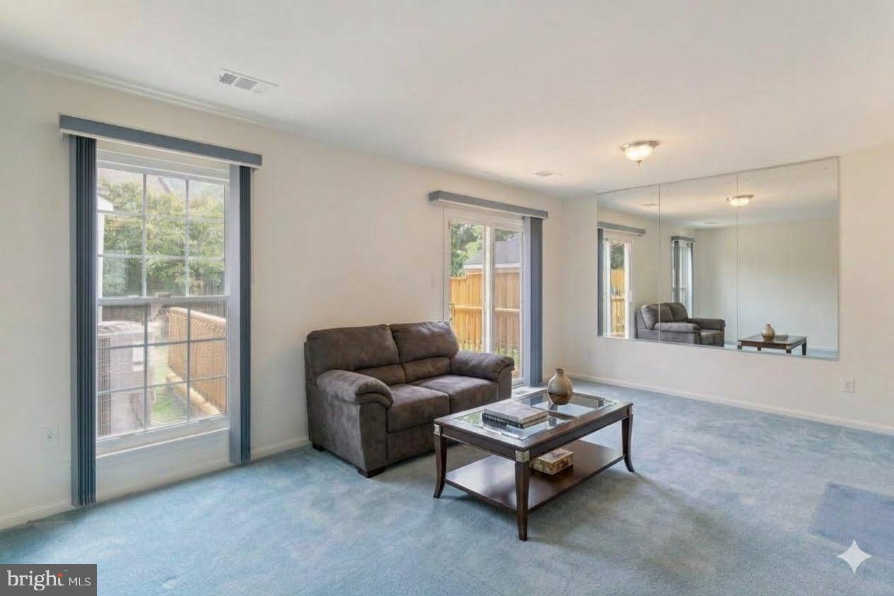 539 SHORT CURVE ROAD