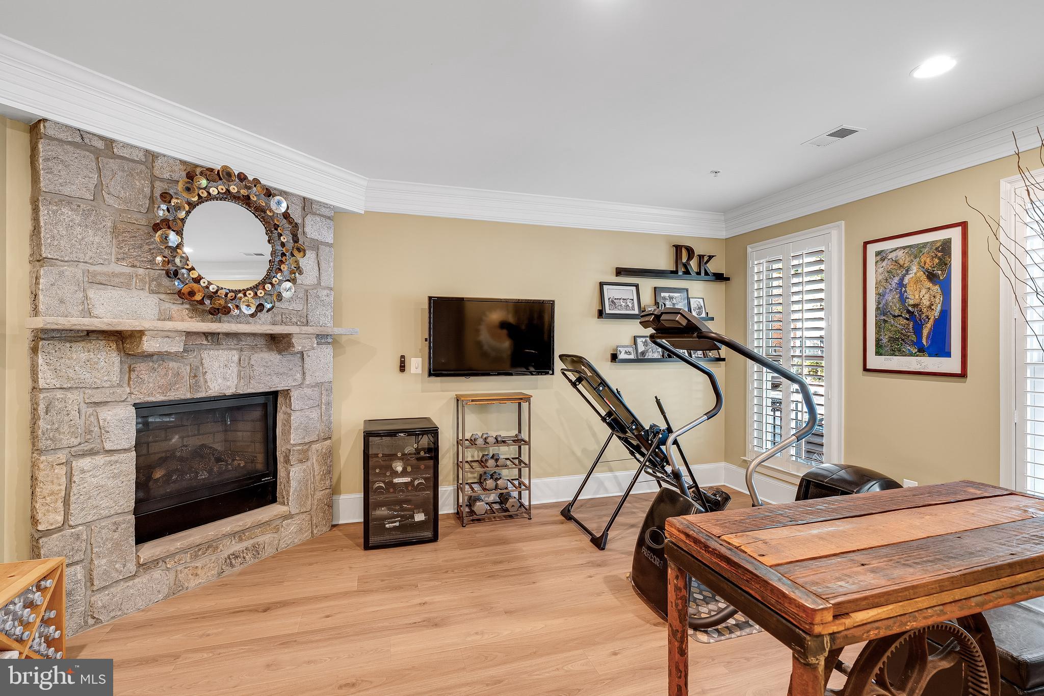 1769 POTOMAC GREENS DRIVE